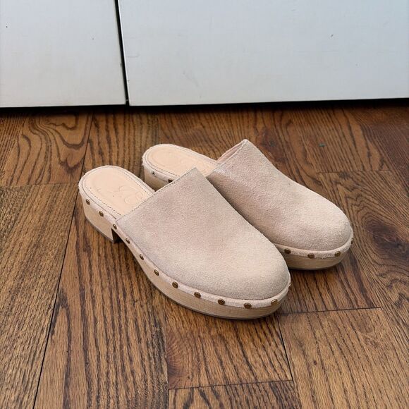 J. Crew Shoes - J. Crew Suede Leather Dakota Clogs Studded Boho Hippie Chic Wooden Women’s 6.5